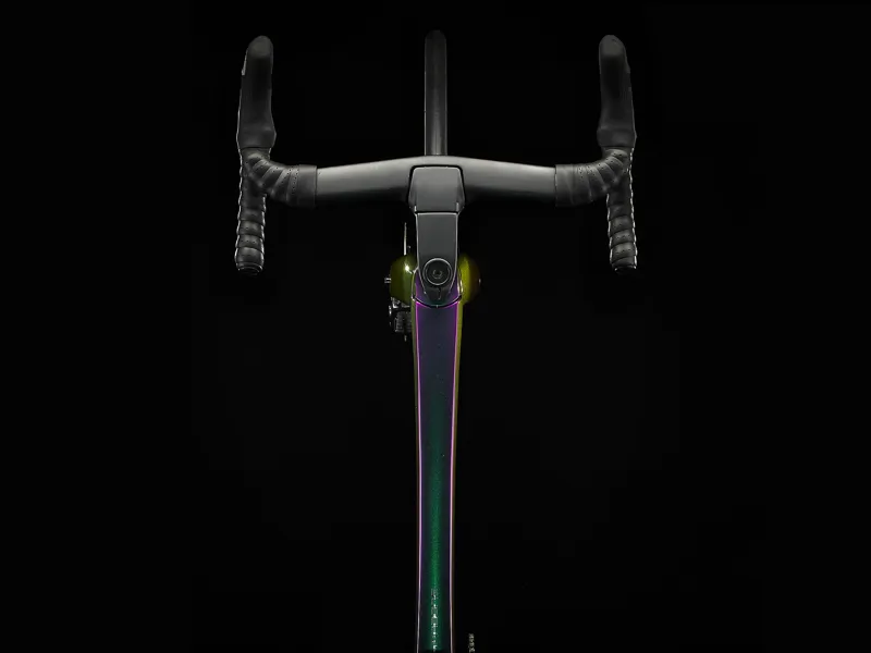 2022 Trek Madone SLR 9 Road Bike Amethyst-7